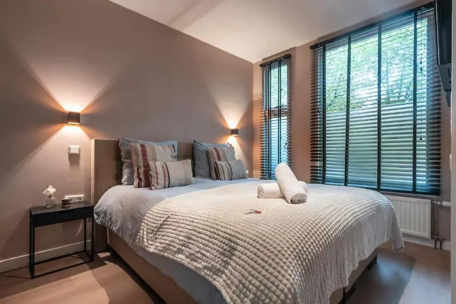 De Tulp Luxury - Free Parking! Apartment Amsterdam